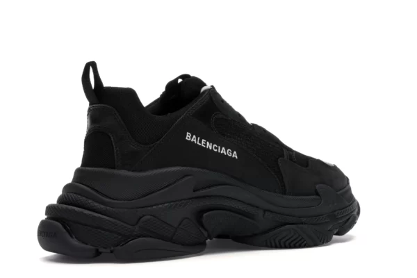 BALENCIAGA TRIPLE S TRIPLE BLACK 2