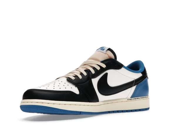 JORDAN 1 LOW FRAGMENT X TRAVIS SCOTT 5