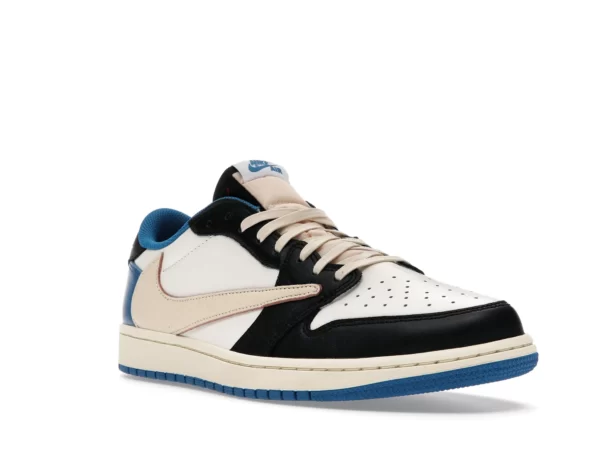 JORDAN 1 LOW FRAGMENT X TRAVIS SCOTT 7