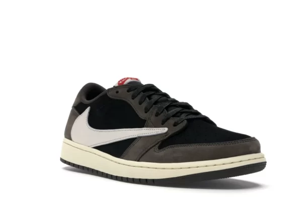 JORDAN 1 RETRO LOW TRAVIS SCOTT 8