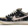 SB DUNK LOW TRAVIS SCOTT 2