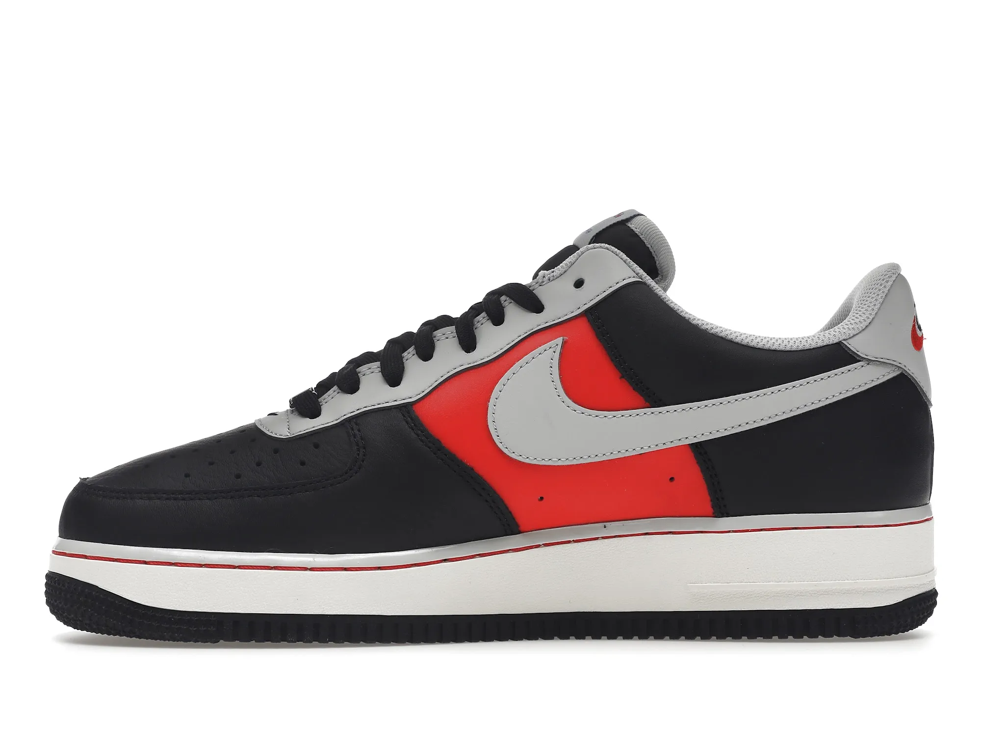 AIRFORCE 1 LOW '07 LV8 NBA 75TH ANNIVERSARY TRAIL BLAZERS (5)