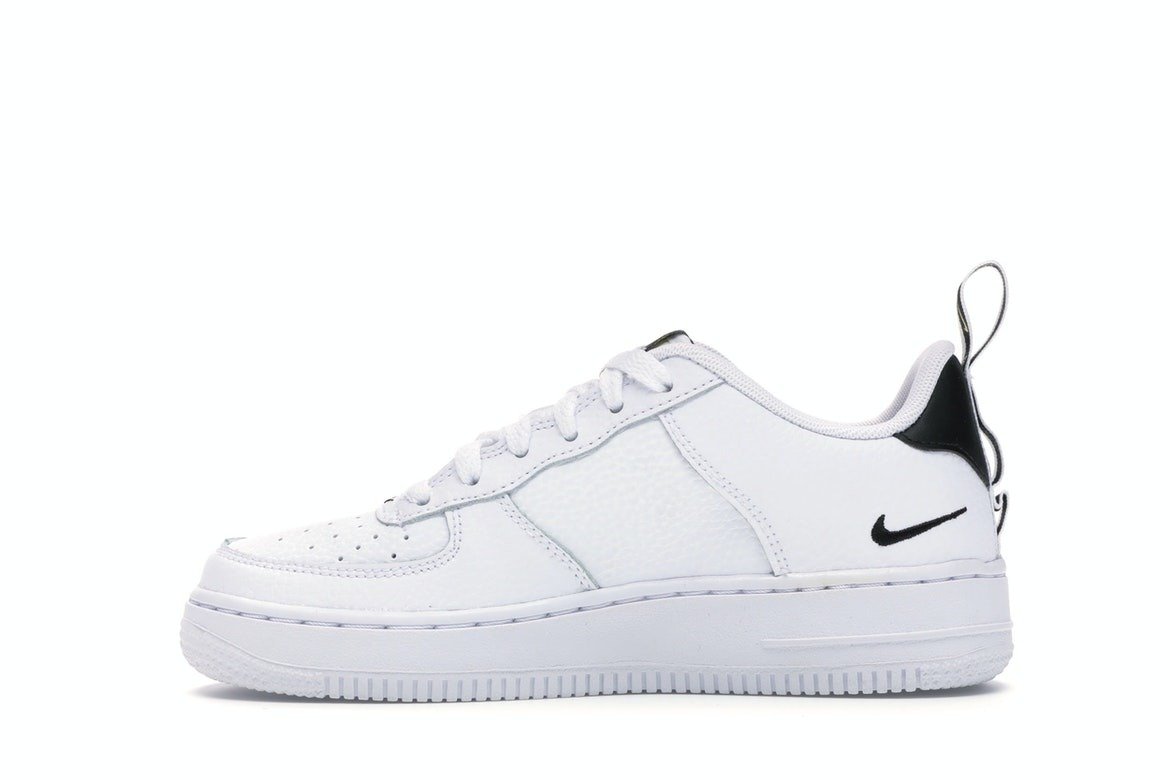 AIRFORCE 1 UTILITY WHITE BLACK (5)_57