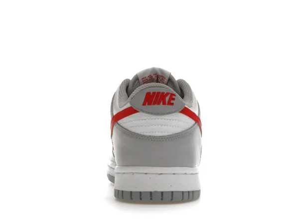 DNK LOW WHITE WOLF GREY UNIVERSITY RED – Xfoot