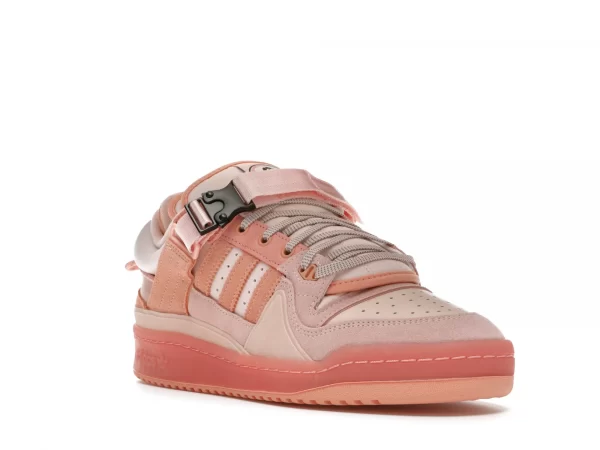 FORUM LOW BAD BUNNY PINK TINT 6