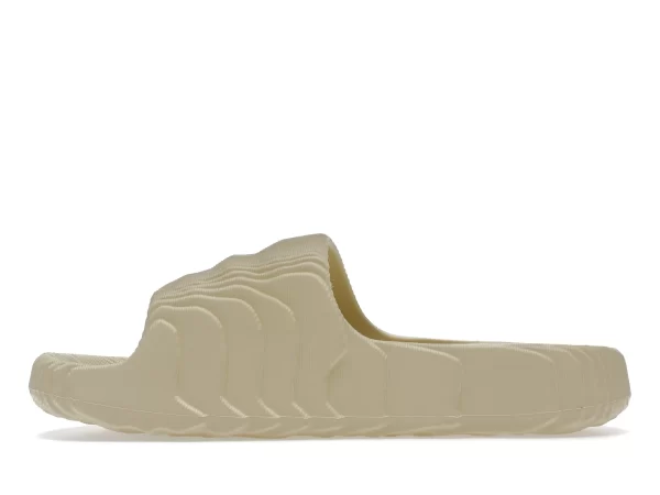 ADILETTE 22 SLIDES DESERT SAND 5