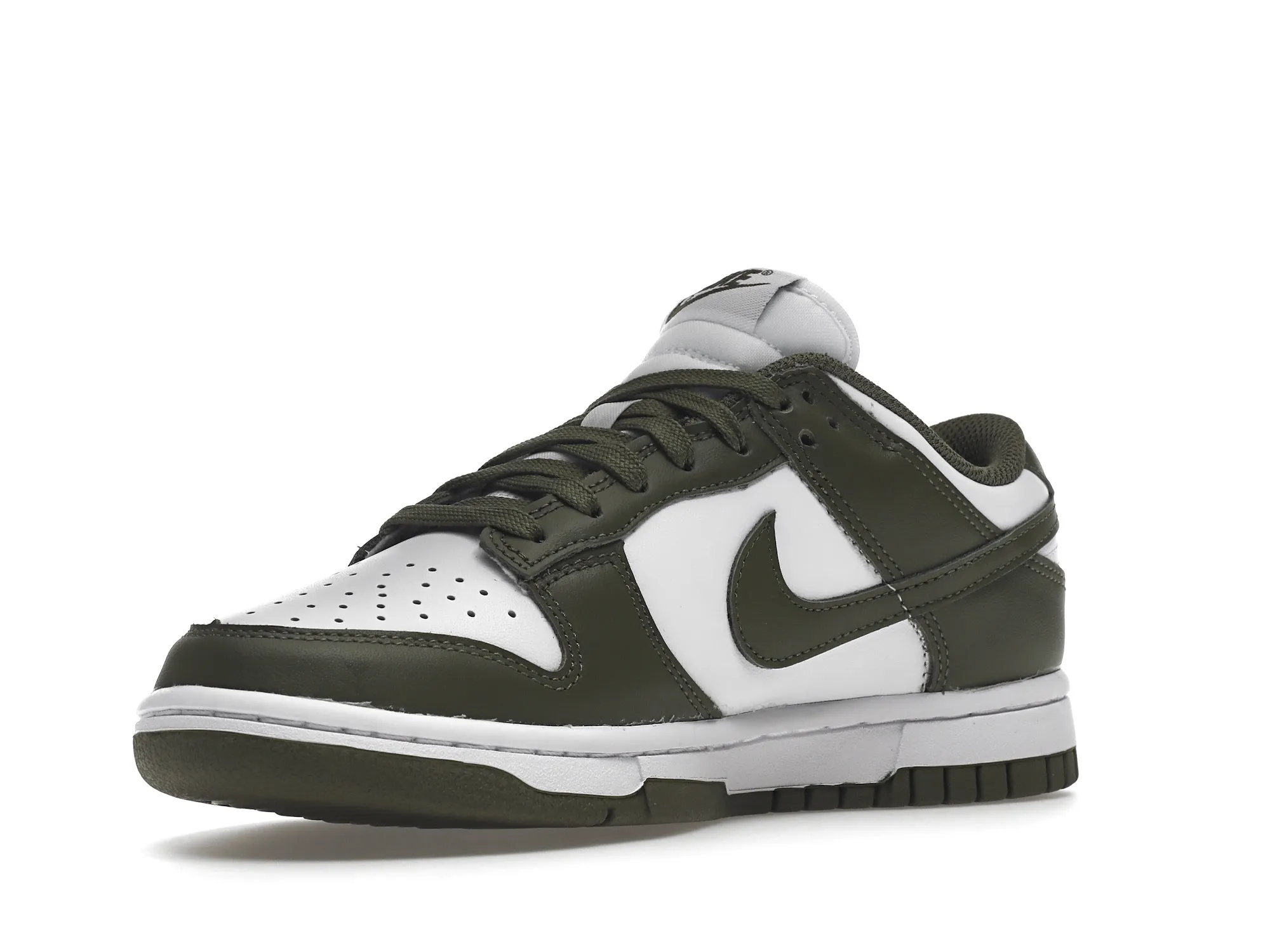DUNK LOW MEDIUM OLIVE (6)
