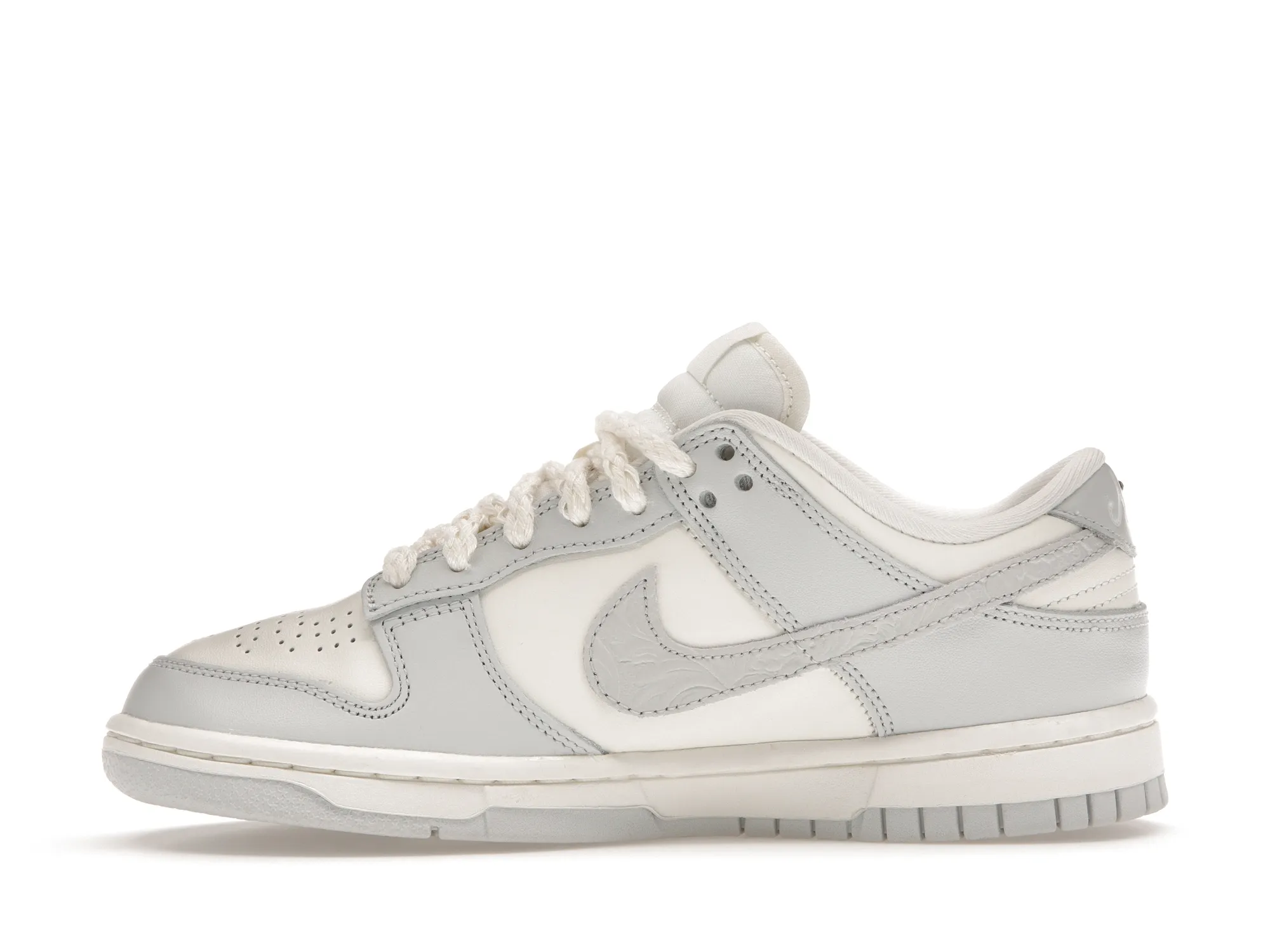 DUNK LOW NEEDLEWORK SAIL AURA (5)