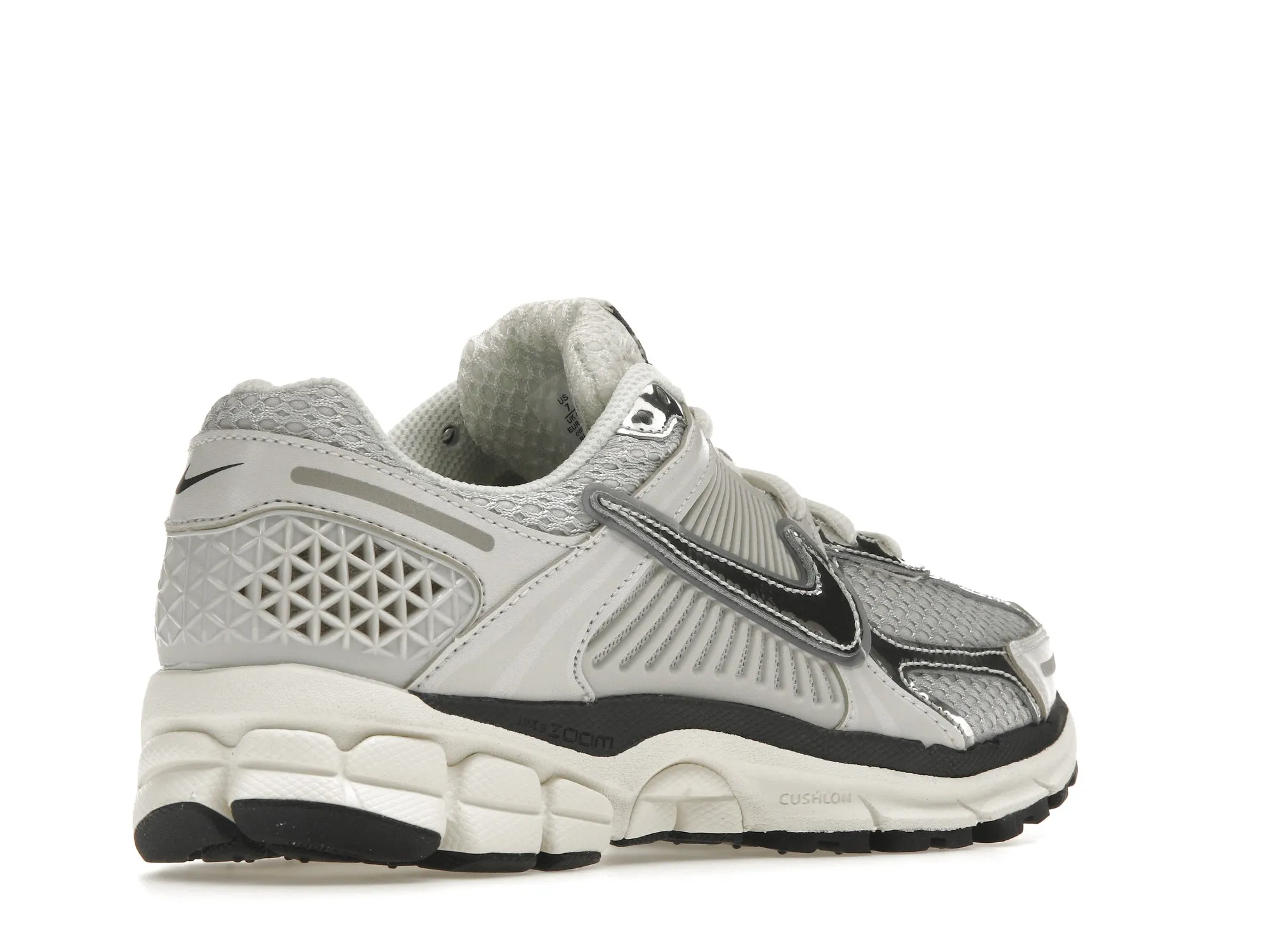 ZOOM VOMERO 5 PHOTON DUST METALLIC SILVER (2)