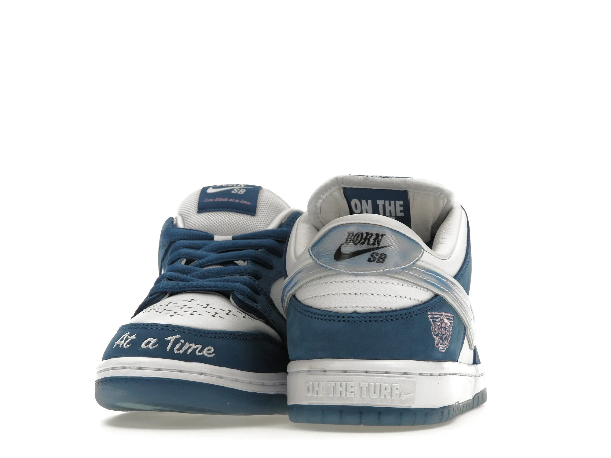 Sb dunk low born x raised one block As2 (3)