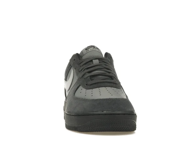 AF 1 WOLF LV8 GREY ANTHRACITE 2