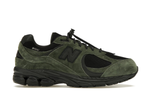 NB 2002R GORE TEX GREEN