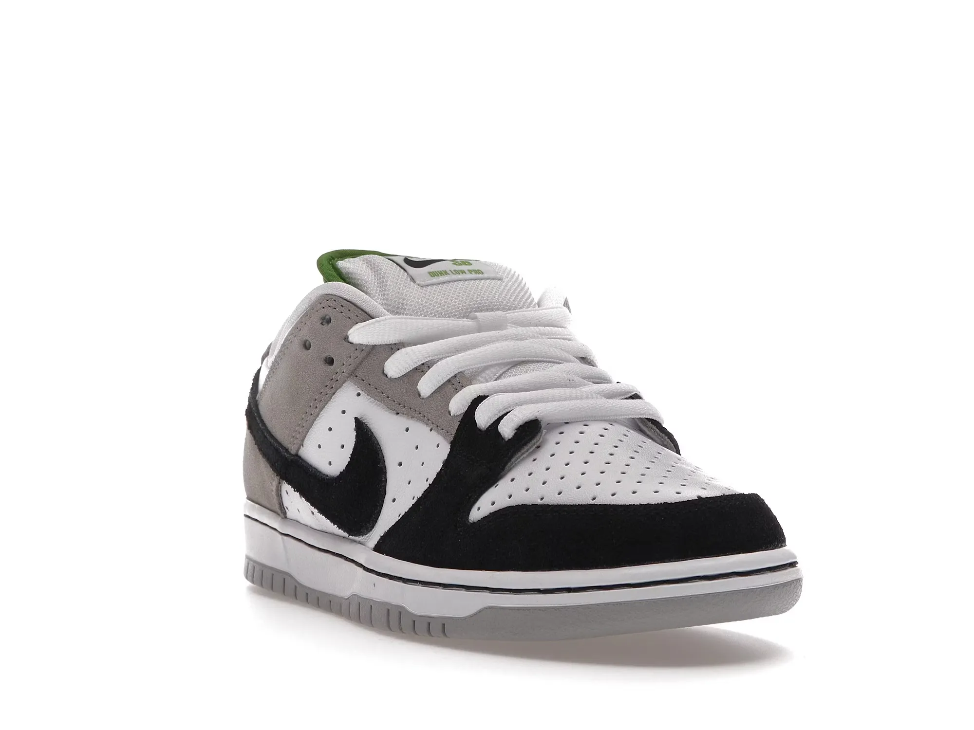DNK LOW PRO CHLOROPHYLL MEDIUM GRAY BLACK (1)