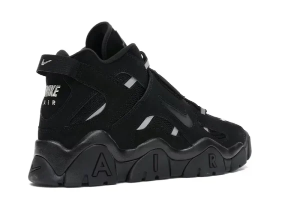 AIR BARRAGE ALL BLACK 1