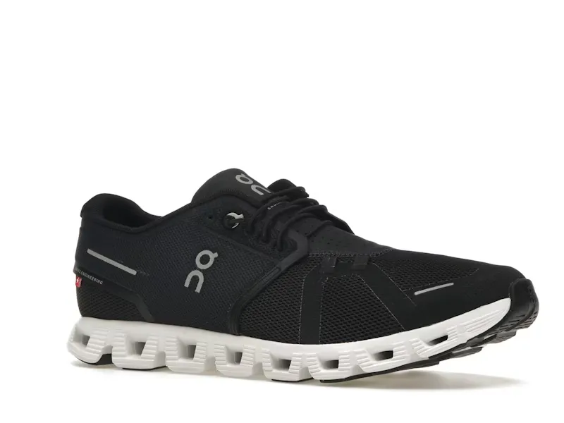 ONCLOUD 5 NOVA BLACK WHITE (9)