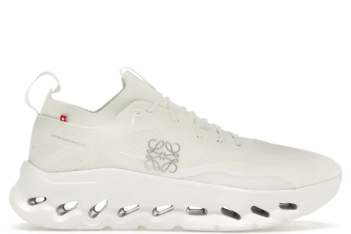 ONCLOUD RUNNING X LOEWE 2 0 FULL WHITE (1) ONCLOUD RUNNING X LOEWE 2 0 FULL WHITE