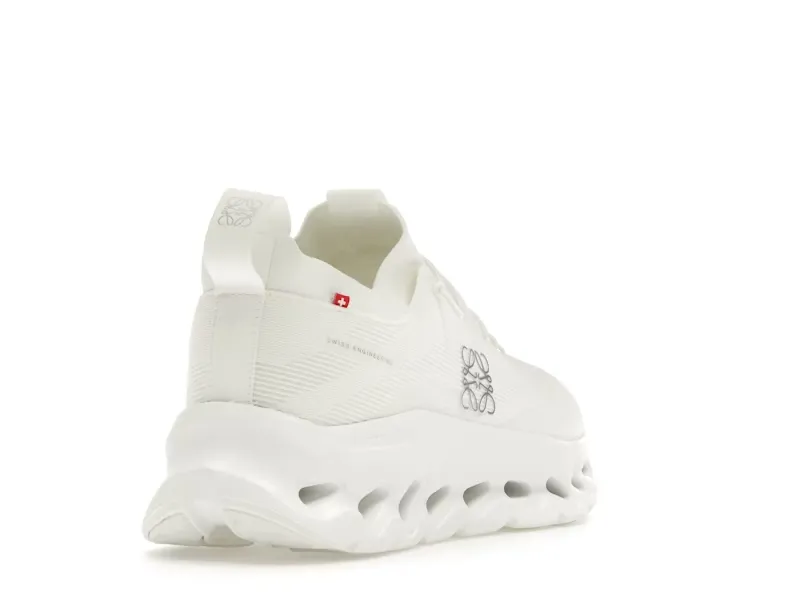 ONCLOUD RUNNING X LOEWE 2 0 FULL WHITE (2)