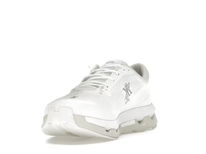 ON RUNNING X KITH ONCLOUD ZONE WHITE ICE (9)