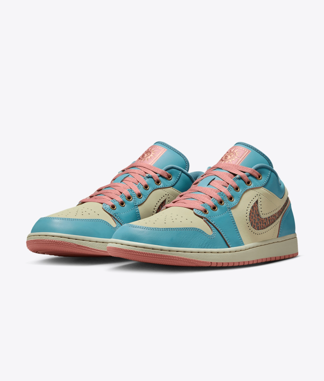 jordan-air-jordan-1-low-se-denim-turqsmokey-blue-red-stardust-68edf704d82db