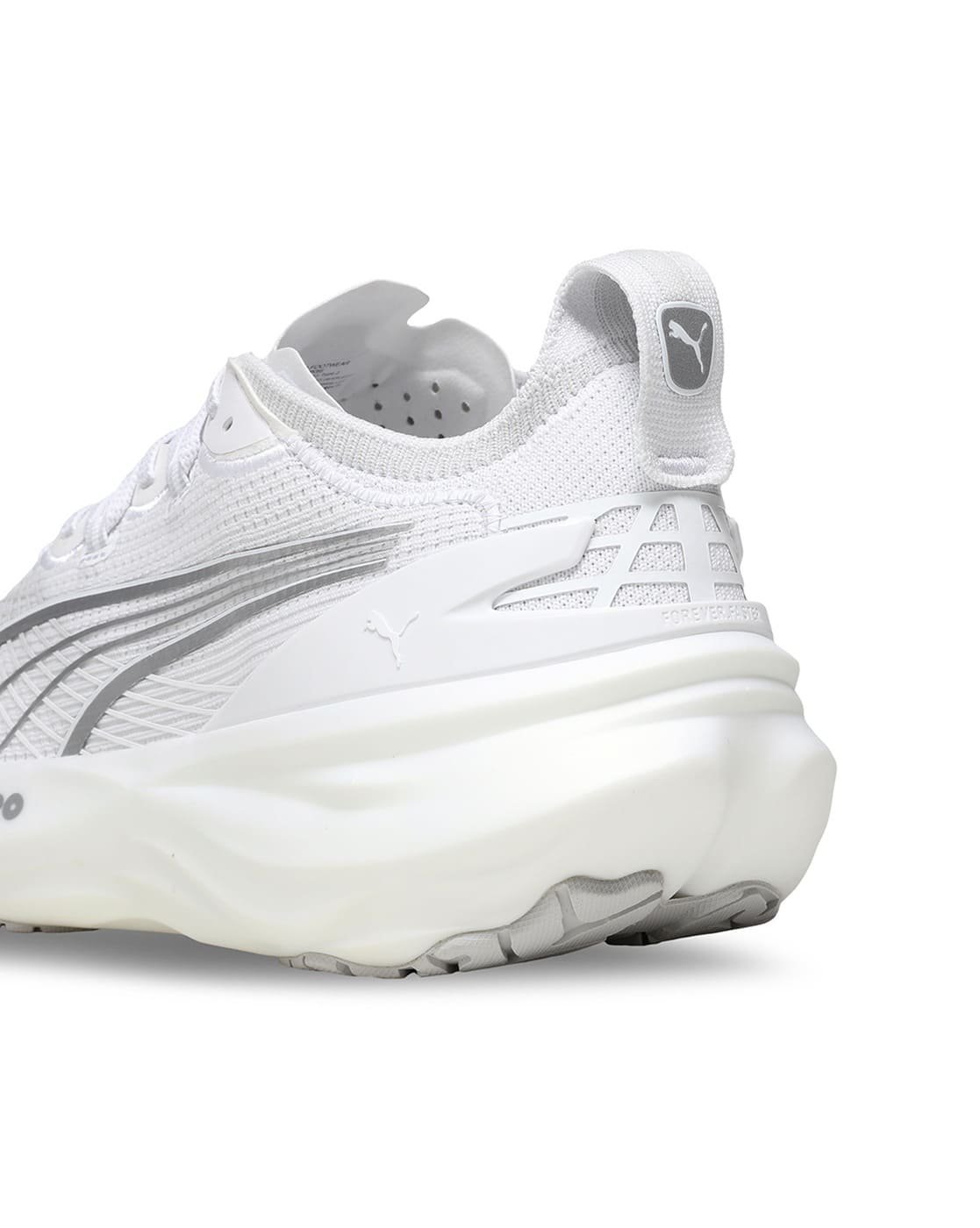 -1117Wx1400H-702062615-white-MODEL7